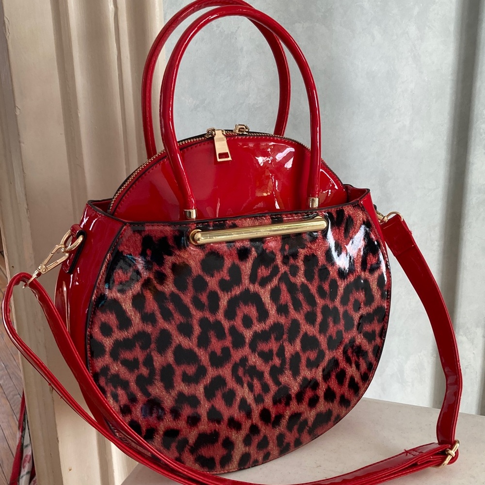 VTG Red  Leopard Patent Print 2-1 Bag